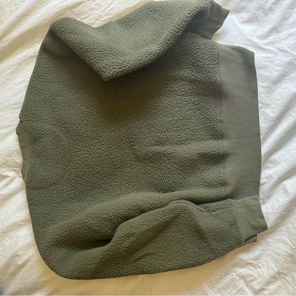 Everlane Fleece Crew Sweatshirt - Picture 3 of 5